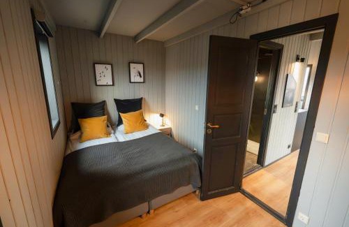 Mosfellsbaer House | Cozy cabin near golden circle with panoramic views