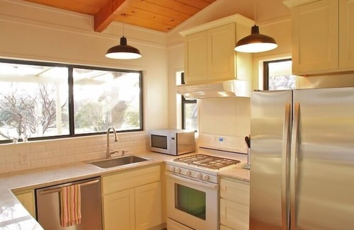 Mariposa House | Cozy Cabin Near The Gateway Of Yosemite Valley