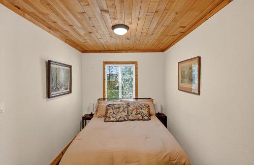 Cobb Hotel | Cozy Cabin Near Wineries, Harbin Hot Springs cabin
