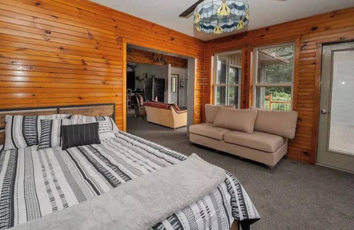 Owego Cabin | Cozy Cabin on the River-The NEST