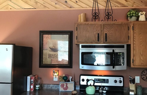 Harshaw Cabin | Cozy Cabin Secluded in the Woods. Wildlife Abundant. Not a neighbor in sight!