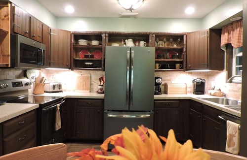 Robbinsville Cabin | Cozy cabin w/babbling creek, mountain view & fast Wi-fi, available Oct 13-16
