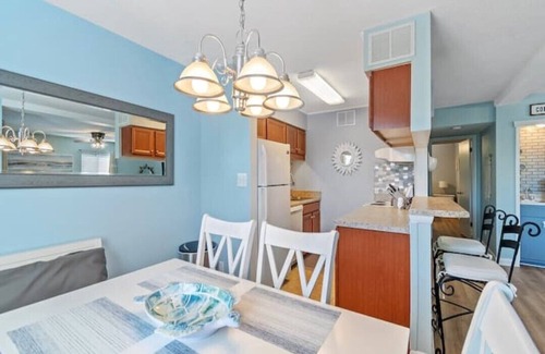 Carolina Shores Condo | Cozy Calabash Condo 🏝 minutes from NC/SC beaches