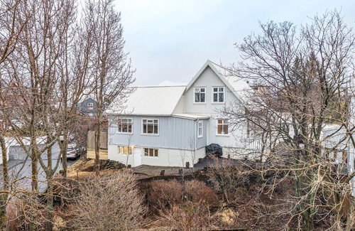 Hafnarfjordur House | Cozy Central Hafnarfjörður - Reykjavík zone