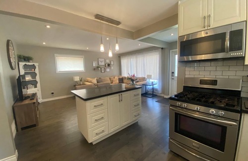 Hamilton House | Cozy Central Mountain Home With Full GYM