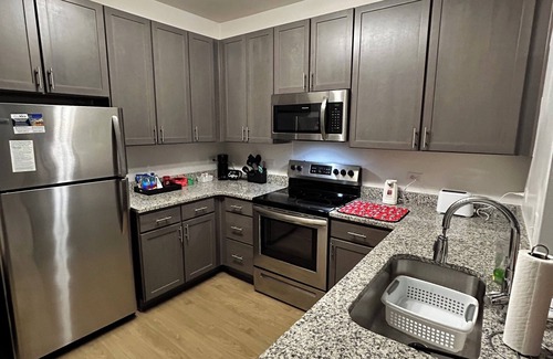 Shockoe Bottom Apartment | Cozy &Charming 1-bedroom apartment in brilliant Richmond with fitness room, WiFi
