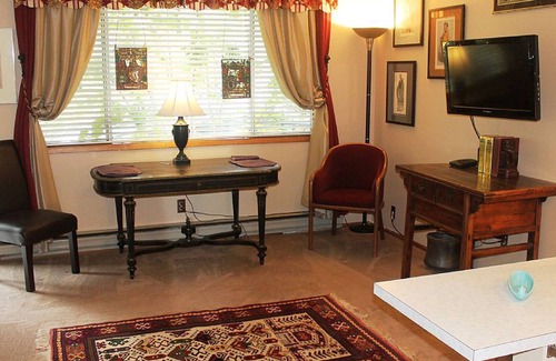 Happy Valley Apartment | Cozy, charming retreat close to WWU and Fairhaven