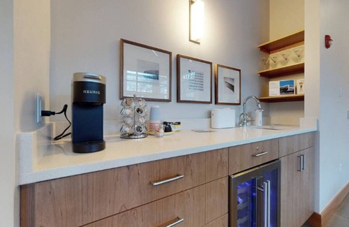 Cherry Creek Apartment | Cozy Cherry Creek Studio