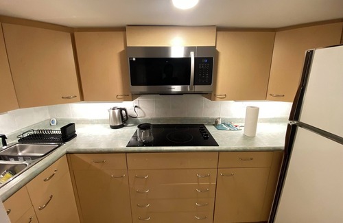Thornhill House | Cozy Comfort Private Basementn5 Minutes to Yonge and Clark Intersection