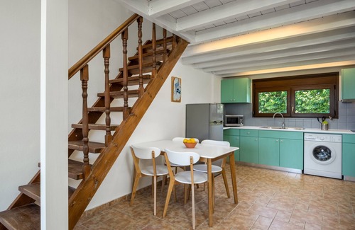 Ialyssos Apartment | Cozy & comfortable sea view apartment, Eleftheria