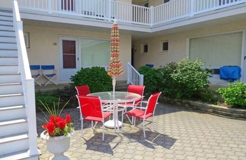 Stone Harbor Condo | Cozy condo close to beach and downtown
