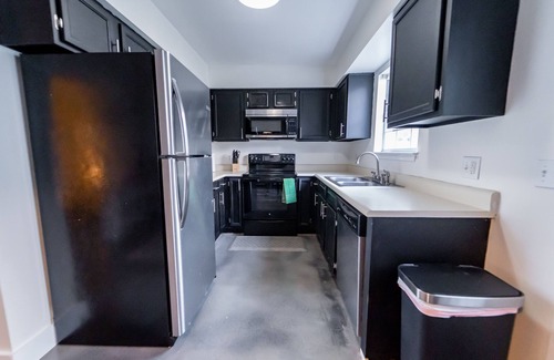 Huntsville Condo | Cozy Condo in Huntsville 5 minutes to Redstone Gate