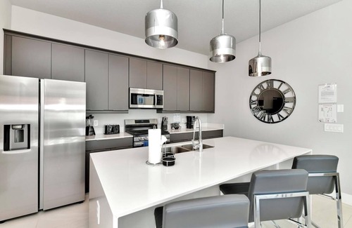Reunion Hotel | Cozy Condo with Pool Table near Disney & Waterpark Access - B9-136