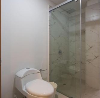 Financial District Apartment | Cozy & Contemporary Loft in a Prime Location