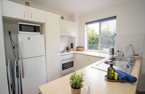 Surfers Paradise Apartment | Cozy & Convenient 1BR Aptm, Steps from Everything!