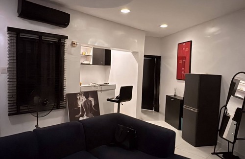 Ofin Apartment | Cozy & Convenient 1-Bedroom in Vibrant Victoria Island, Lagos