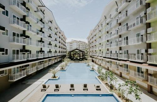 Mactan Export Processing Zone Apartment | Cozy & Convenient 1-Bedroom Condo 3 mins Away from the Airport