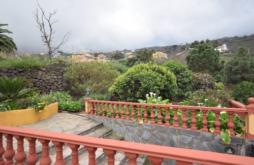 Montijos Cottage | Cozy Cottage in Orotava with Swimming Pool