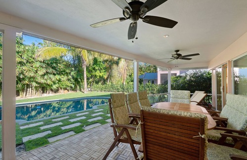 Park Shore Cottage | Cozy Cottage in pristine Park Shore location near beach with private heated pool
