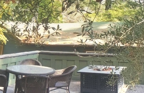 Calistoga Cottage | Cozy cottage in woodsy haven - 2 miles from downtown Calistoga