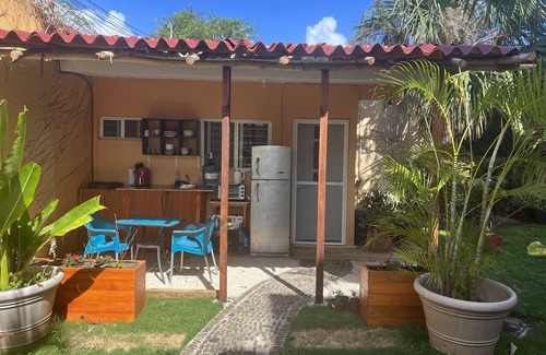 Centro Cottage | Cozy Cottage Tropical Bungalow
