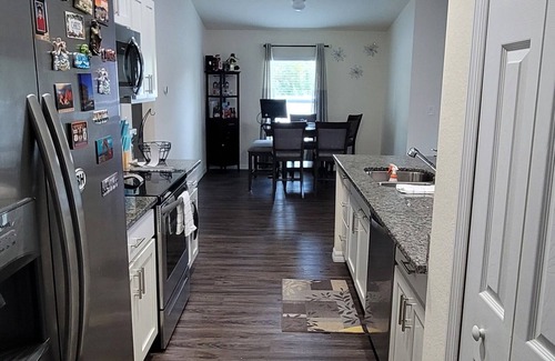 LaBelle House | Cozy crib to unwind and relax with the family