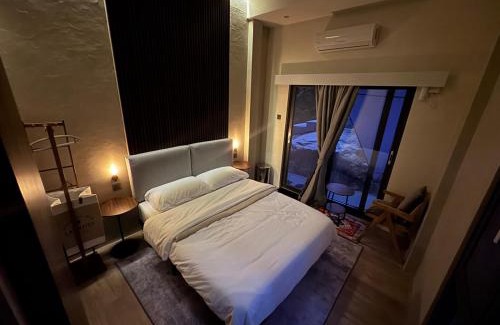 Puerto Galera House | Cozy Detached Private Room with Roofdeck Near White Beach