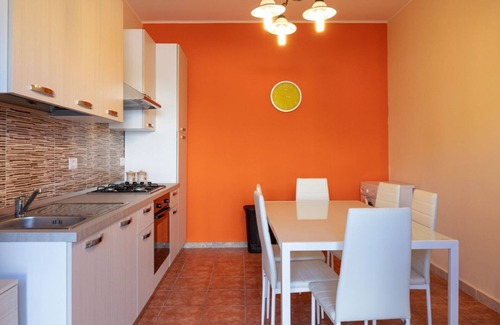 Pizzolungo Apartment | Cozy detached villa of 156 sqm, on two levels, able to accommodate up to 9 people. The property is located in Pizzolungo, a coastal hamlet of Erice, an oasis of peace overlooking the crystalline sea of ​western Sicily. A few minutes from Trapa