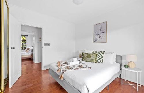 Bankstown House | Cozy Double Room in Bankstown Guesthouse