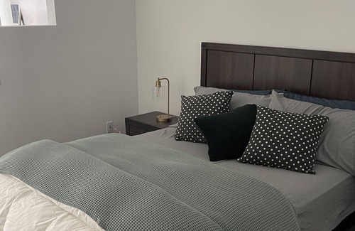 Monterey Park Apartment | Cozy Downtown Los Angeles Loft in heart of the city