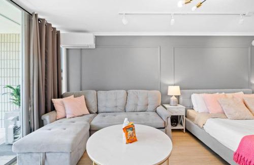 Waikiki Apartment | Cozy & Elegant Studio in the heart of Waikiki