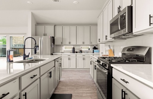 San Antonio House | Cozy Ensuite in Far West San Antonio