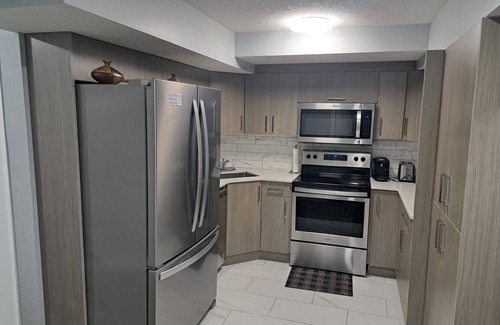 Southeast Edmonton Apartment | Cozy Entire 2BR Suite-Kitchen, Fibre Gig Internet