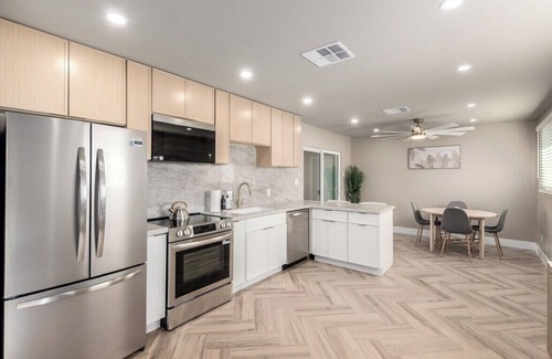 Tempe House | Cozy Escape w/Pool & Comfort