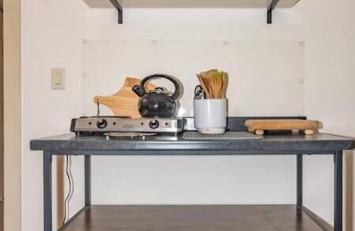 Ashland Cabin | Cozy European Cottage 2 bd + 1 bath