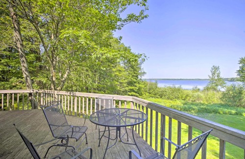 Brill House | Cozy Expansive Lakefront Getaway with Spacious Deck!