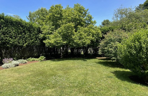 West Tisbury House | Cozy Family Home Centrally Located in West Tisbury