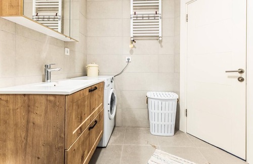 Suadiye Apartment | Cozy Flat Near Bagdat Avenue in Central Suadiye