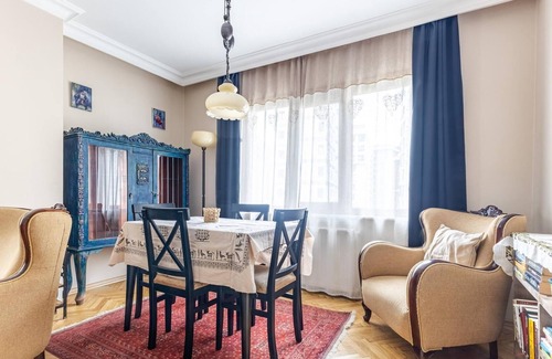 Suadiye Apartment | Cozy Flat Near Bagdat Avenue in Central Suadiye