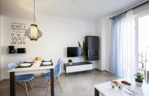 Barrio del Carmen Apartment | Cozy Flat near Torres de Serrano MODALIDAD 11 NOCHES MINIMO O MAS