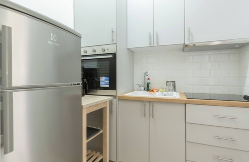 Neapoli Apartment | Cozy Flat with Terrace & Patio, next to Lycabettus