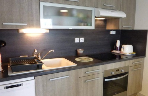 Saint-Gilles-Croix-de-Vie Apartment | Cozy 1BR Apt, Close to Beach, Balcony & Parking - Sleeps 4