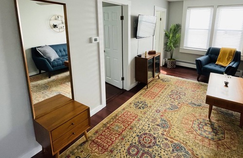 Bristol Apartment | Cozy getaway blocks from the heart of downtown Bristol