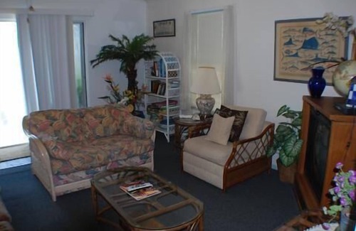 Port Mansfield House | Cozy getaway with view of South bay