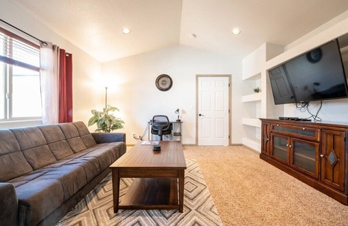 Pueblo House | Cozy guest house with private entrance.
