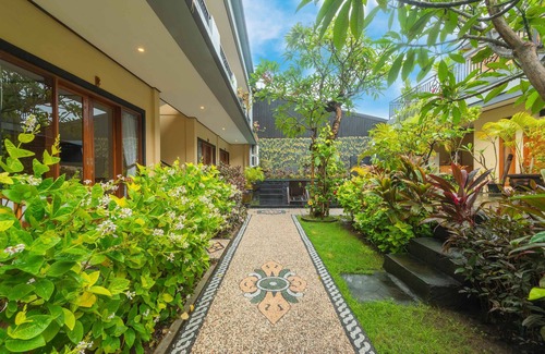 Legian City-Centre House | Cozy Guesthouse with Triple Room in Legian