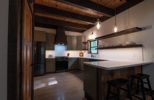 Hayward Cabin | Cozy Hayward Cabin Retreat – Rustic Luxury in the Northwoods