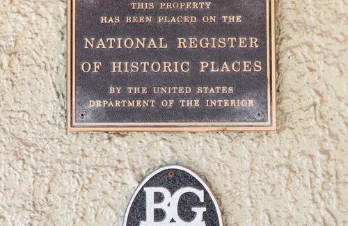 Georgetown House | Cozy, historic cottage in the middle of Hallmark!