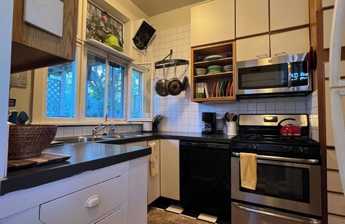 Golden Cottage | Cozy Historic Cottage In The Heart Of Golden