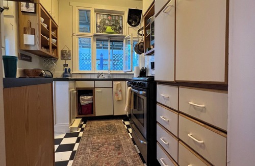 Golden Cottage | Cozy Historic Cottage In The Heart Of Golden